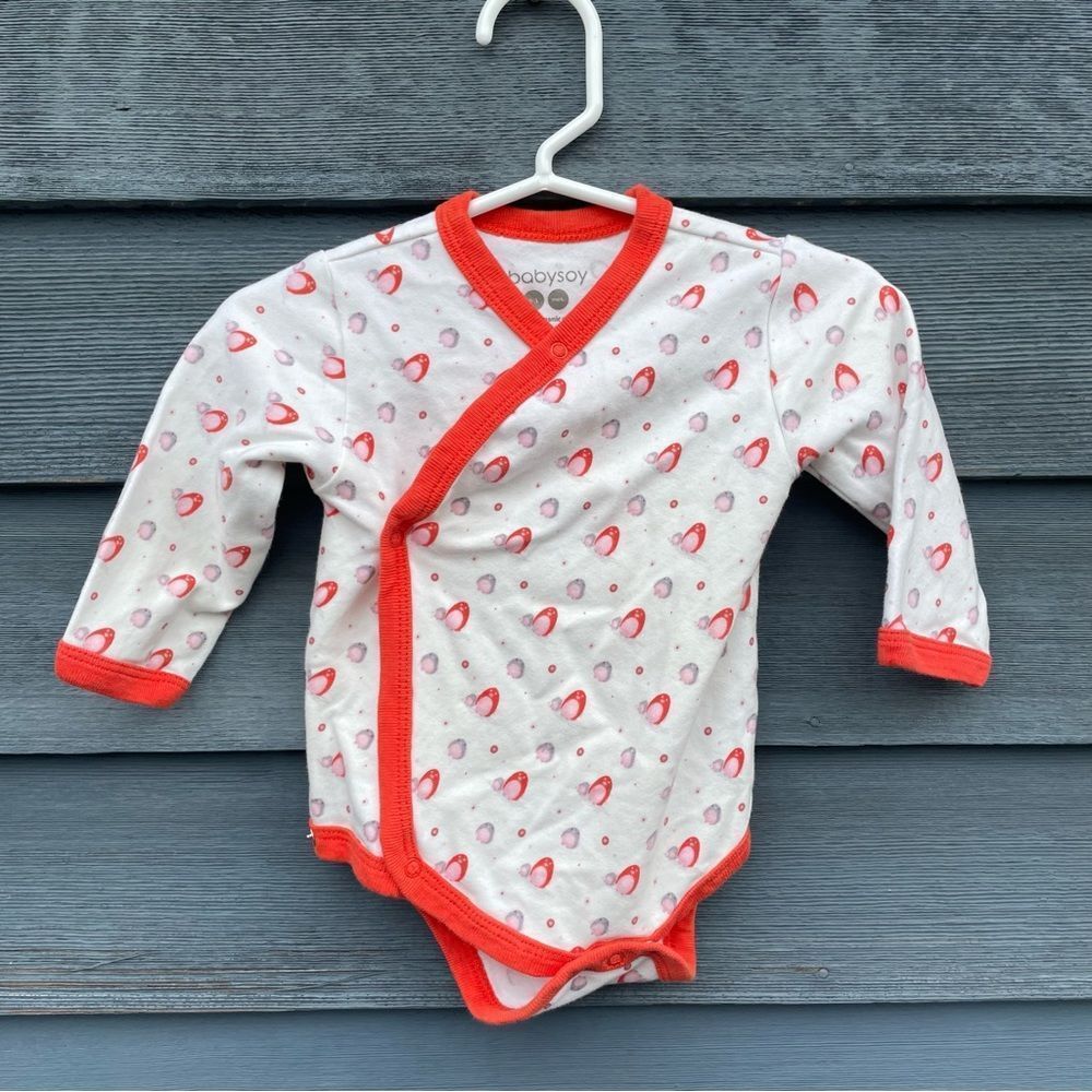 Bundle of 2 Baby Soy onesie 0-3 months